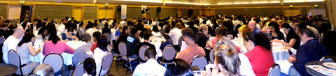 A capacity crowd of  over 300 enjoys the incredible fellowship dinner for the Global Leadership Conference! 